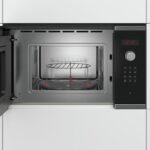 Answering the question: Can a microwave oven bake? 6as289e590vs0.jpg