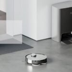 Review of the pros and cons of the Ecovacs Deebot T10 Omni vacuum cleaning robot g80cytge9ccuv.jpg