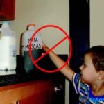 See how to prevent poisoning in young children in American families oebo5wpkwv0m3.jpg