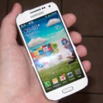 Compare smartphones Samsung Galaxy S4 mini and Lumia 640XL 8steb3p16sh9q.jpg