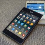 Compare Sony Xperia Z Ultra C6833 and LG Optimus Vu phone mkfn8h2yzp6gn.jpg