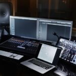 What is a monitor speaker? What should you keep in mind when buying monitor speakers? wr0prqmr7jnqe.jpg